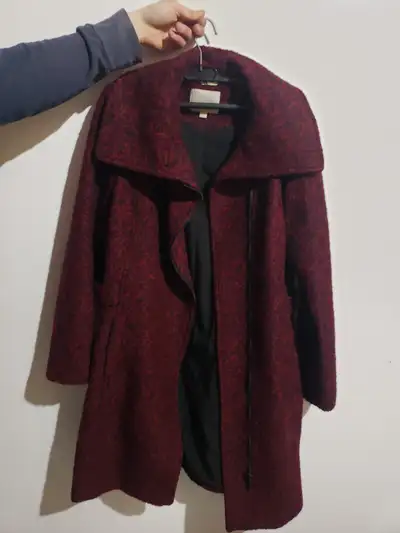Spring jacket red and black 45% Wool Size L If it’s posted, it’s available, so please don't ask if i...