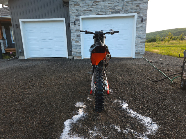 2021 KTM 250 SX, 6.4 Hours, Like New, Many Modifications! in Dirt Bikes & Motocross in Moncton - Image 4