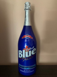 Special Edition Labatt Blue Canadian Pilsner Beer Champagne Bott