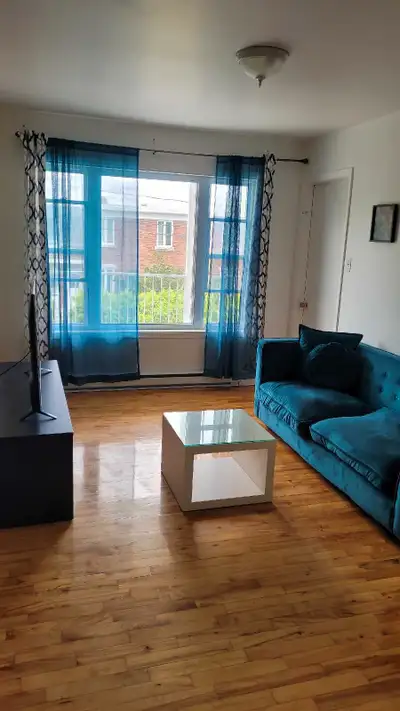 Chambre à louer dans un appartement 4 1/2 en colocation