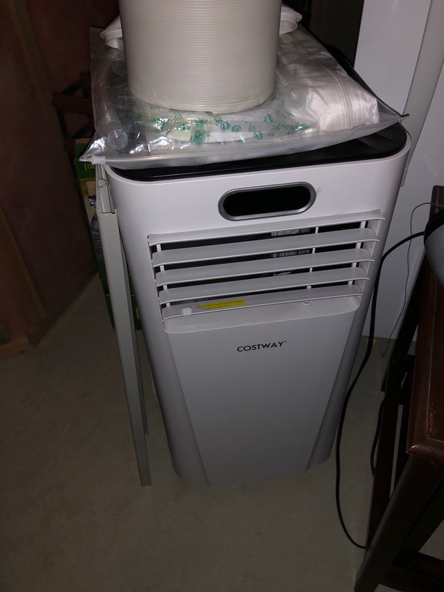 Portable Air Conditioner  in Heaters, Humidifiers & Dehumidifiers in Calgary