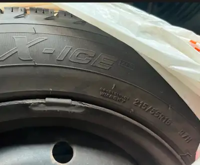 Here for sale 4 Winter tires Michelin x ice 3 on rims used 2 years very good condition 7mm tread lot...