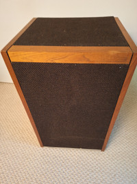 Vintage Bose Speakers  Model 601;   Two available