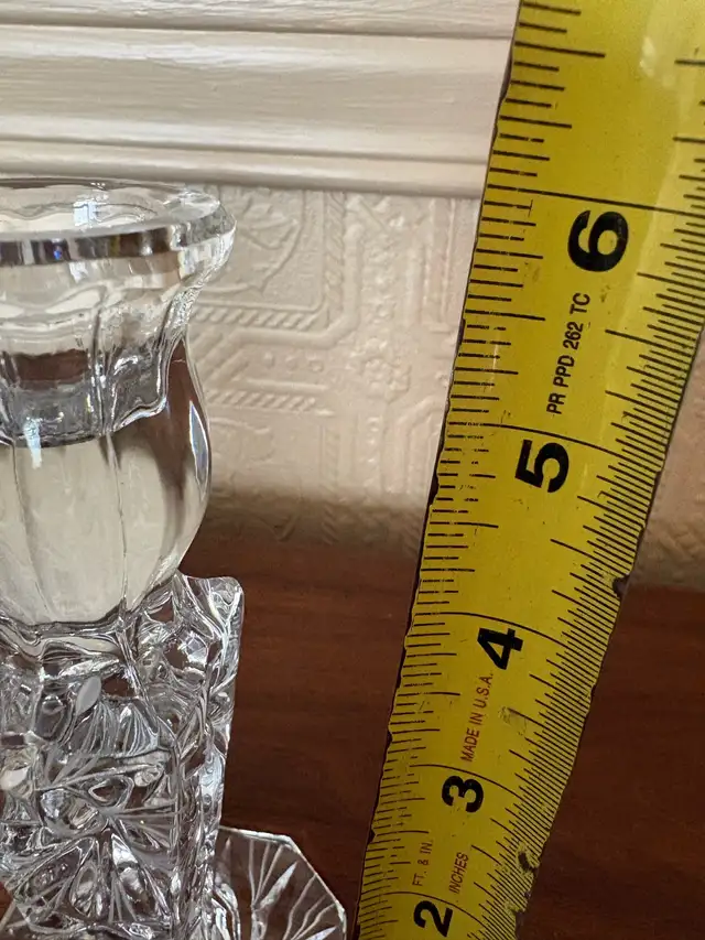 Exquisite Vintage Pair Set Cut Lead Crystal Candle Sticks in Arts & Collectibles in Longueuil / South Shore - Image 8