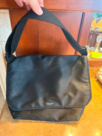 Diaper Bags Kate Spade | Find Deals on New and Used Baby Items in Ontario |  Kijiji Classifieds