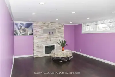 WELL MAINTAINED BASEMENT NEAR MARKHAM & LAWRENCE IN SCARBOROUGH