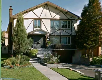 SUNNY UPPER DUPLEX HAUT ENSOLEILÉE $2599