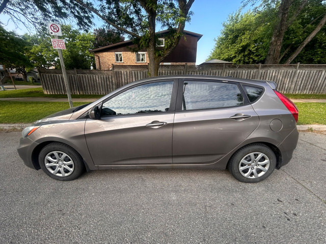 Hyundai Accent 2013 Manual in Cars & Trucks in Mississauga / Peel Region - Image 4