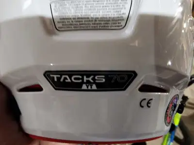 Toddler/Kids Hockey Helmet and Skates , View more