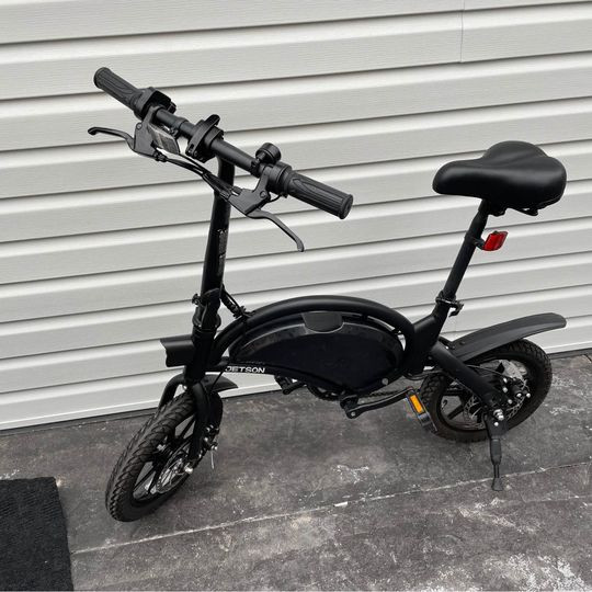 Ultimate Compact Folding Electric Bike Jetson Bolt Pro in eBike in Kitchener / Waterloo - Image 3