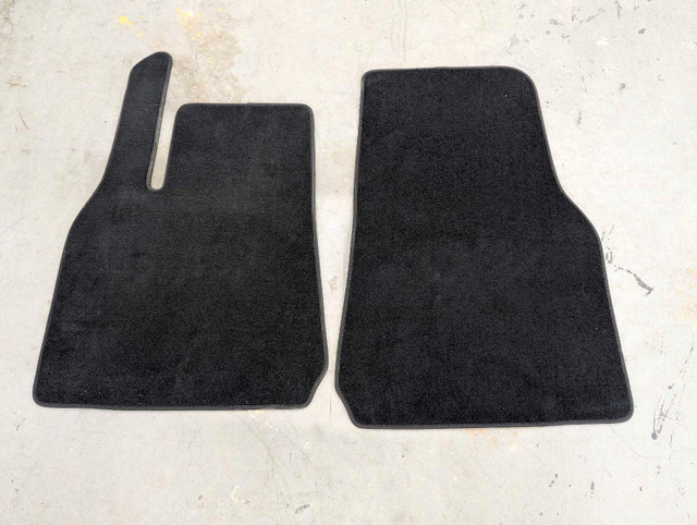 Tesla Model Y front mats in Free Stuff in Chatham-Kent