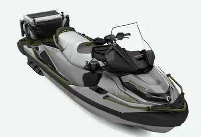 Less than 10 hours on Rotax® 1630 ACE™ - 300 hp Apex Package: One-year only special edition, exclusi...