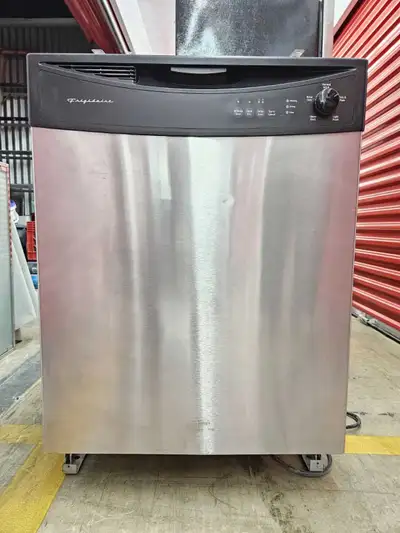 Pick Up in Mississauga at Erin Mills and Thomas Street Please Check Out My Other Ads **