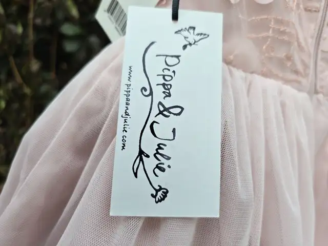 NEW Pippa & Julie holiday Formal Tulle Dress. Size 4. in Clothing - 4T in Edmonton - Image 7