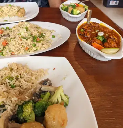 Burlington - Restaurant help required. Students can apply., View more