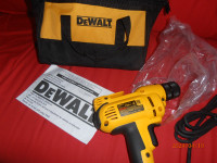 Electrical corded drill Dewalt 115 new / perceuse neuve