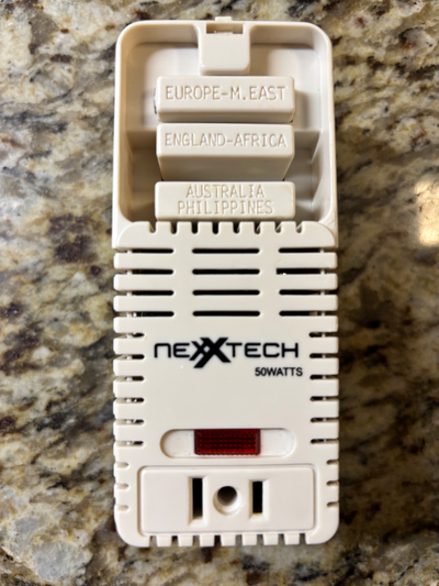 NEXXTECH 50 WATT MULTI - NATION TRAVEL ADAPTER / CONVERTER . CONVERTS 220V/240VAC TO 110V/120VAC . B...