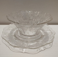 Vintage Cambridge Glass Chantilly mayonnaise bowl set