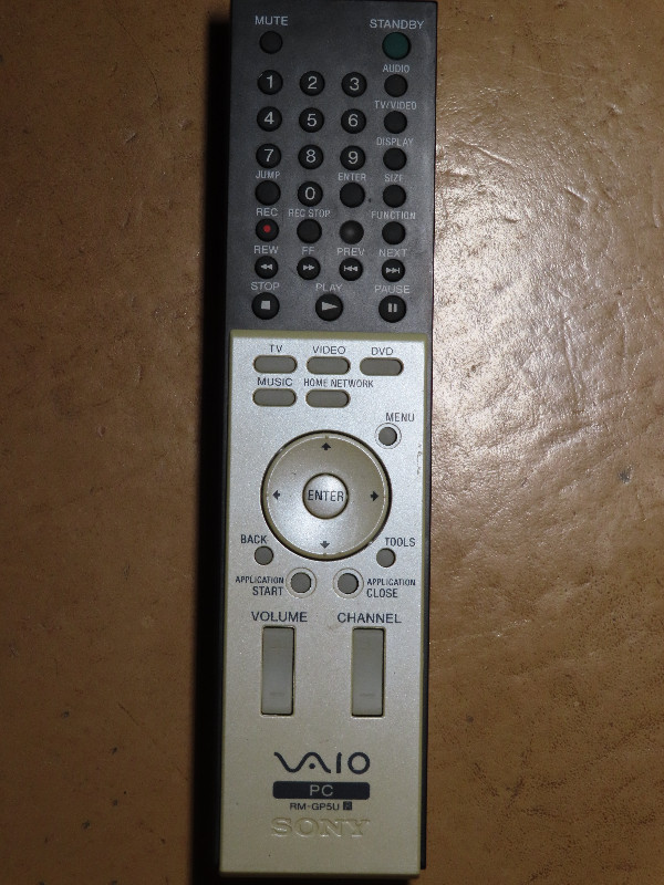 Sony RMT-D111A DVD TV & AV receiver remote plus other models in Video & TV Accessories in Winnipeg - Image 4