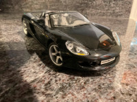 Maisto 1/18 scale Porsche Carrera GT (black)