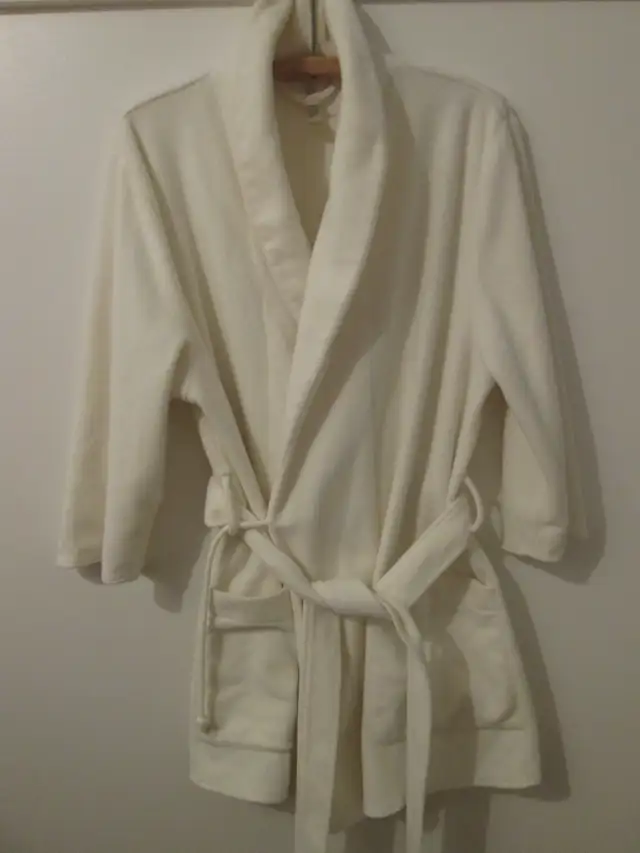 Sortie de bain unisexe en polar & +++++ in Women's - Tops & Outerwear in Sherbrooke - Image 2