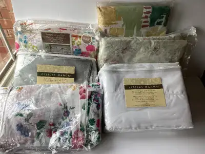 Queen flat bed sheets (not a set), View more