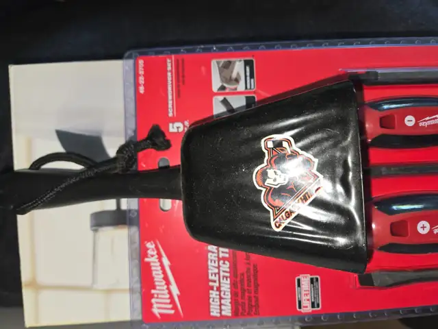 Fundraiser sale to help a chronically ill family.63893274775554121