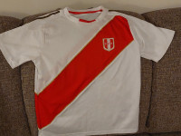 Peru soccer jerseyYouth LargeMint$20