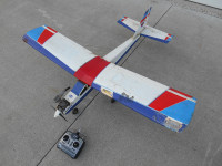 Easy Fly 40 R/C Airplane