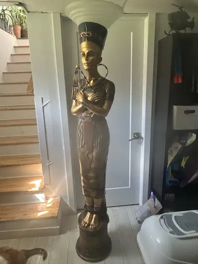 Lampe torchère sur pied  Reine Néfertiti, View more