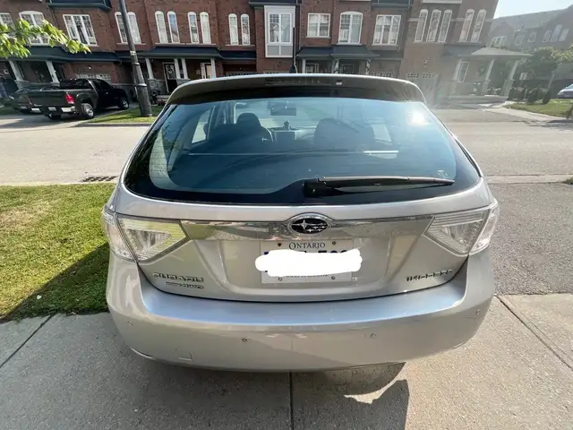 Used Subaru 2010 with very low mileage in Cars & Trucks in Mississauga / Peel Region - Image 7