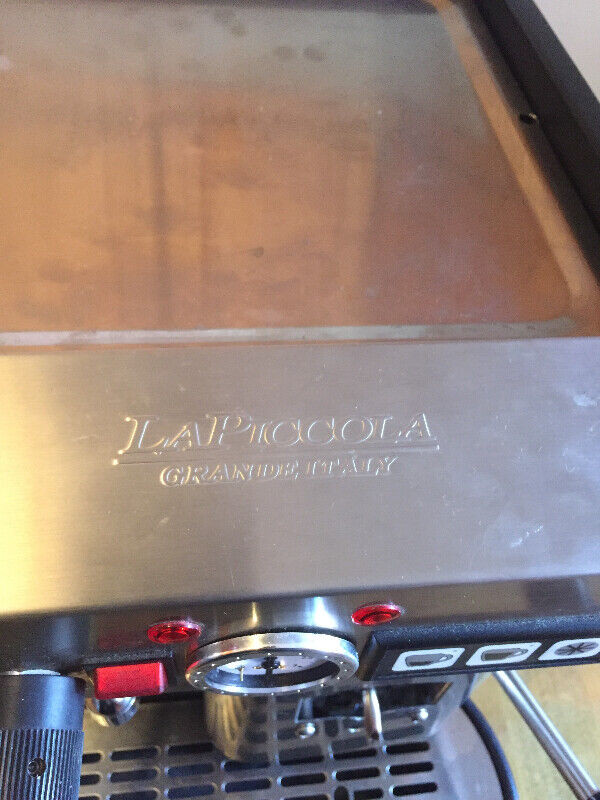 La Piccola Commercial Pod Espresso Machine dans Machines à café  à Ville de Montréal - Image 4