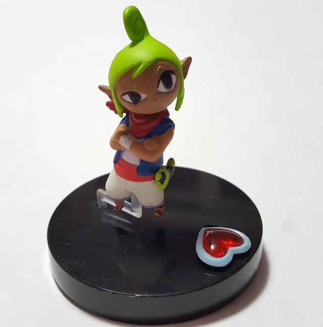 Legend of Zelda Wind Waker Tetra trading figure with Heart Piece Arts