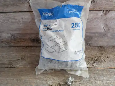 Brand New Bag 250 Pieces of 3/8 inch Galvanized Roofing Sheating H-clips Asking only $ 20 Text Roger...