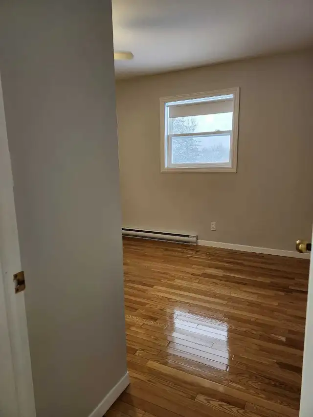 3 bedroom, 1.5 bathroom apartment for rent in Falmouth in Long Term Rentals in Bedford - Image 9