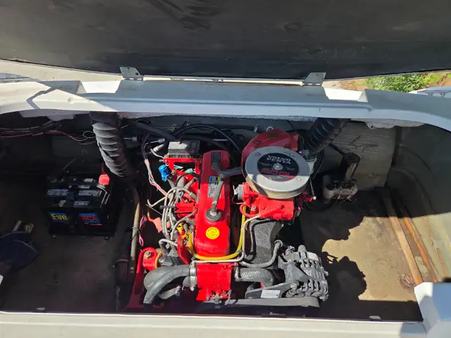 Glastron Boat in Powerboats & Motorboats in Moose Jaw - Image 9