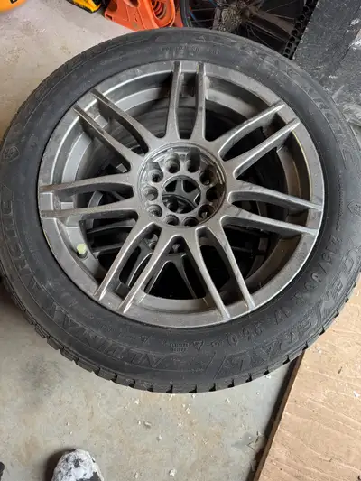 Selling this tire set, I no longer own the 2017 Infiniti QX50. No much tread left but should be stil...