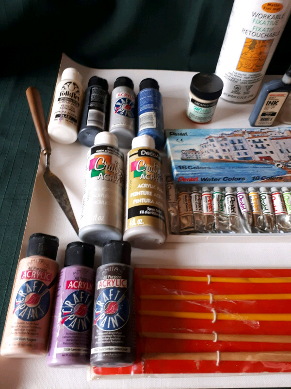 Art supplies,canvas,paper,easel,
School supplies in Hobbies & Crafts in Mississauga / Peel Region - Image 4