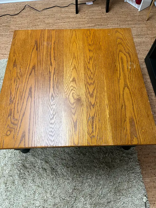 Table in Bookcases & Shelving Units in Sarnia - Image 5