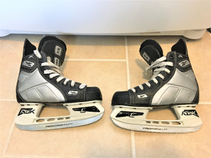 Patins Reebok | Achetez ou vendez des patins et patins à roues dans Grand  Montréal | Petites annonces de Kijiji
