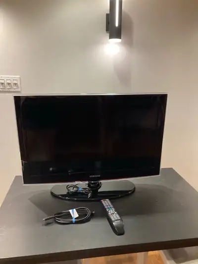 Samsung 30 inch TV, View more