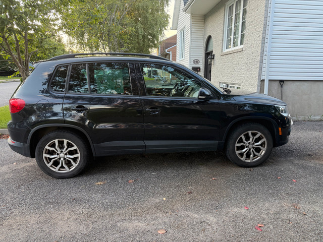 Volkswagen Tiguan dans Autos et camions  à Ville de Québec - Image 2