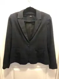 Icone (Exclusive to Simons) Women's Blazer/Jacket (Size 8)