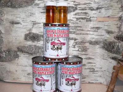 Seulement 50$ pour 8 cannes de 540 ml. Sirop d’Érable (nouvelle récolte 2025) de qualité vraiment su...