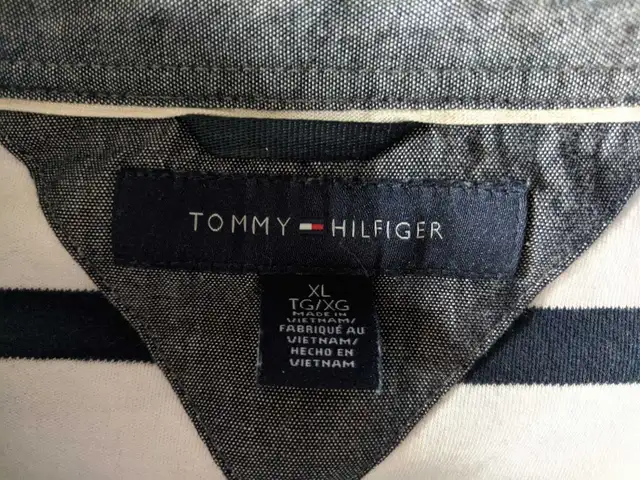 Tommy Hilfiger Striped Polo Shirt Men's XL in Men's in Oshawa / Durham Region - Image 4