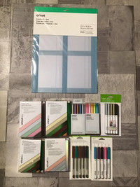 Lot tapis de carte, cartes et crayons Cricut NEUF