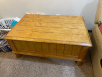 Coffee table with 4 side tables