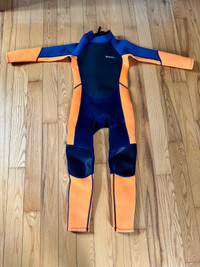 Youth Full Wetsuit Size 9-10 