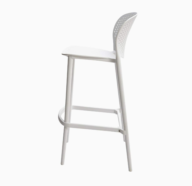 Premium Plastic Bar Stools ( set of 2 ) in Chairs & Recliners in Mississauga / Peel Region - Image 2