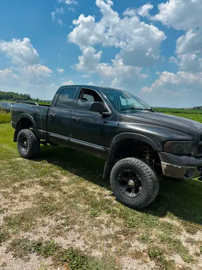 FOR SALE: 2003 Dodge Ram 2500 V10 2003 Dodge Ram 2500 V10 8L. Special edition, only 600 ever built....